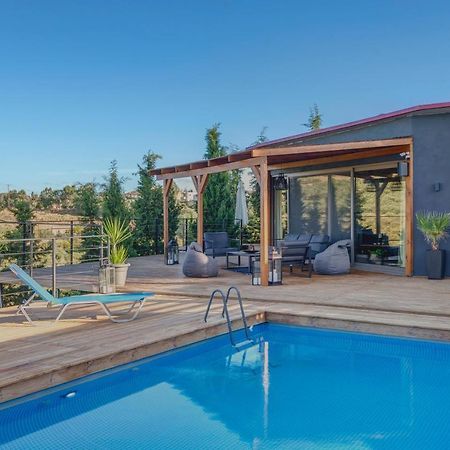 Private Pool Villa Ggki Skepasti Exterior foto